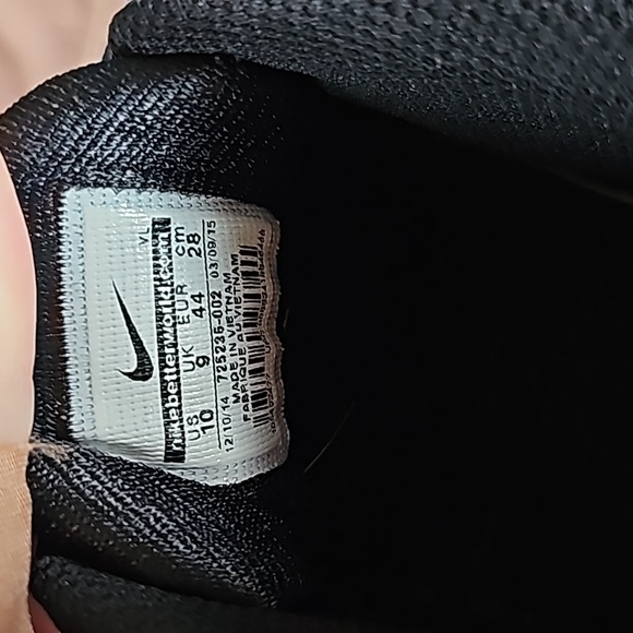 STUNNING NIKE ALPHA SHARK 2 FOOTBALL CLEATS - Picture 8 of 12